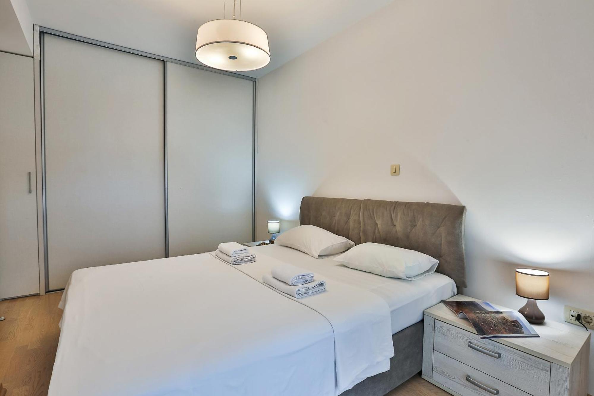 Luxury Fontana Apartments Будва Экстерьер фото